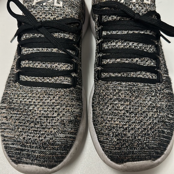 APL Techloom Breeze Sparkly Black and Gold women’s Sz 9 - Picture 4 of 12